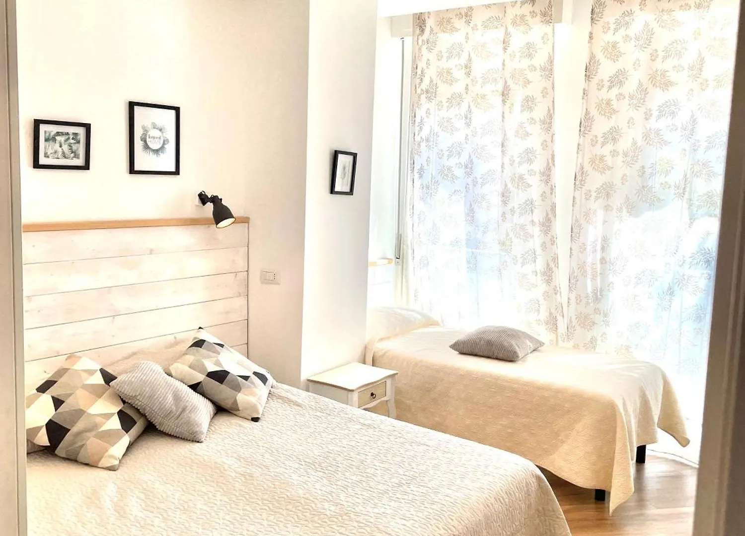Catalogna10 Rooms 알게로 게스트하우스